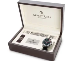 Clearance Albert Riele Premiere