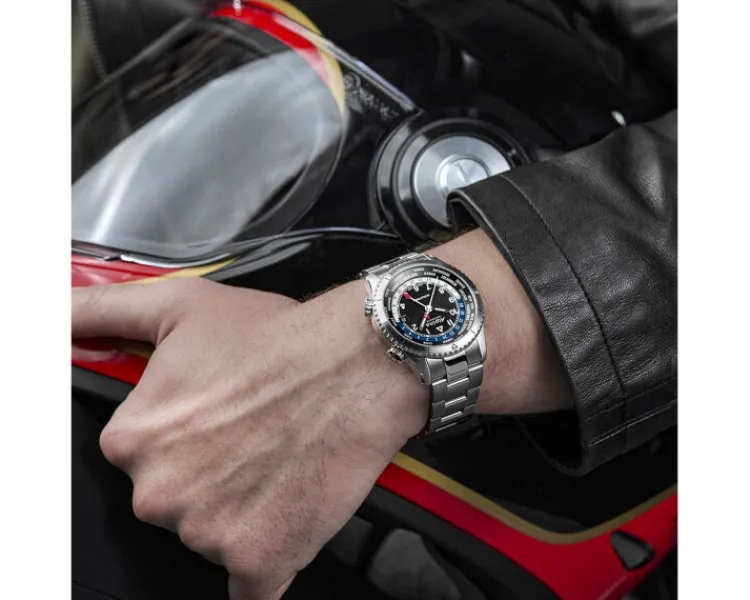New Alpina Startimer Pilot Quartz Worldtimer