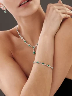 Apart Bransoletka z białego złota z brylantami i szmaragdami - 18 cm - próba 585< Wszystkie