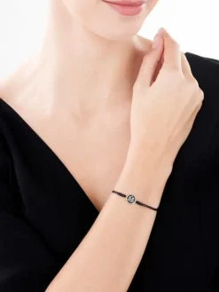 New Apart Bransoletka z elementami żółtego złota, diamentem i onyksem  - litera M - próba 375