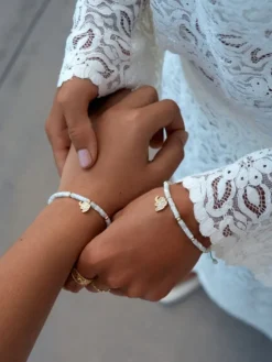 Clearance Artelioni Bransoletka z mosiądzu pozłacana z muszlą i cyrkoniami - słoń