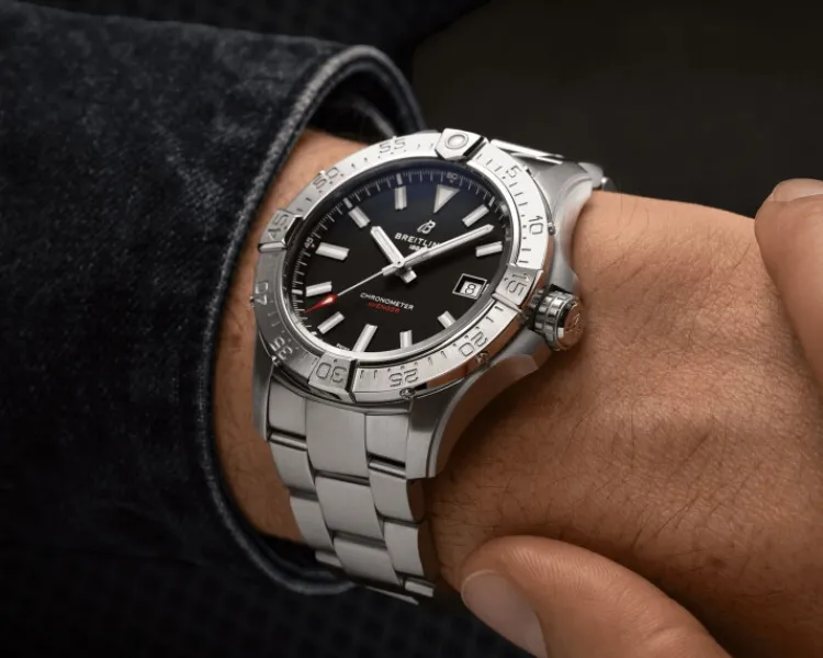 Breitling Avenger Automatic 42< Zegarki Męskie