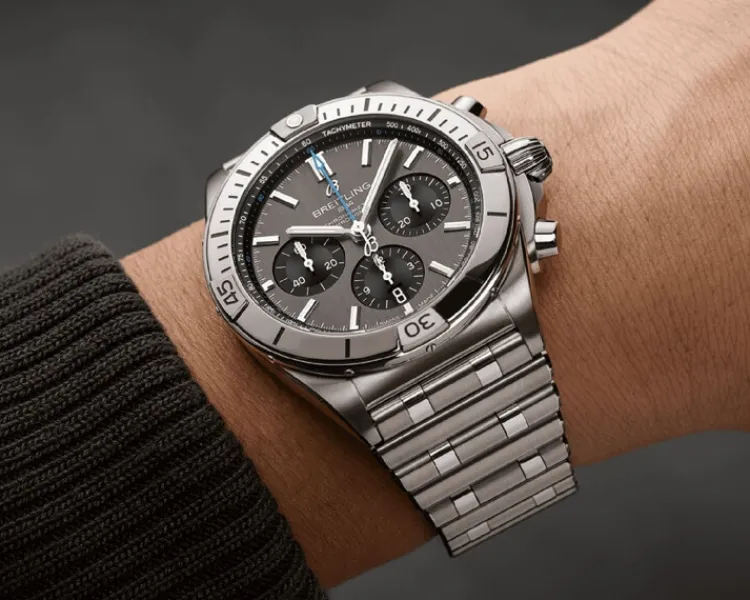 New Breitling Chronomat B01 42