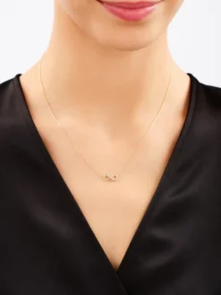 Outlet Apart Kolczyki i naszyjnik z żółtego złota z diamentami - komplet -  nieskończoność - 0,03 ct - próba 375