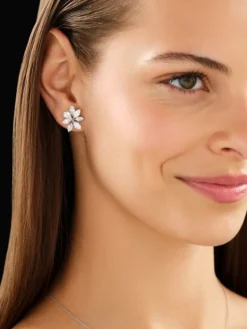 Hot Apart Kolczyki z białego złota z diamentami - kwiaty - 3,88 ct - próba 750