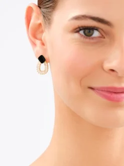 Hot Artelioni Kolczyki z mosiądzu pozłacane z cyrkoniami i emalią