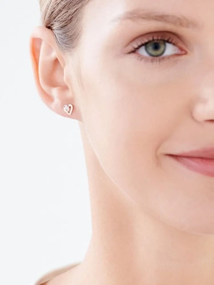 Clearance Apart Kolczyki z różowego złota z diamentami - serca - 0,005 ct - próba 375