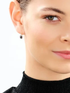 Apart Kolczyki z żółtego i białego złota z diamentami i szafirami - próba 585< Wszystkie