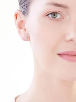Hot Apart Kolczyki z żółtego złota z brylantami - serca - 0,01 ct - próba 375