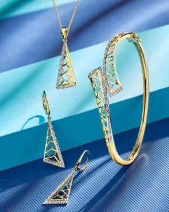 Apart Kolczyki z żółtego złota z diamentami - 0,08 ct - próba 585< Kolczyki Z Diamentami