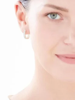 Apart Kolczyki z żółtego złota z diamentami - 0,19 ct - próba 585< Wszystkie