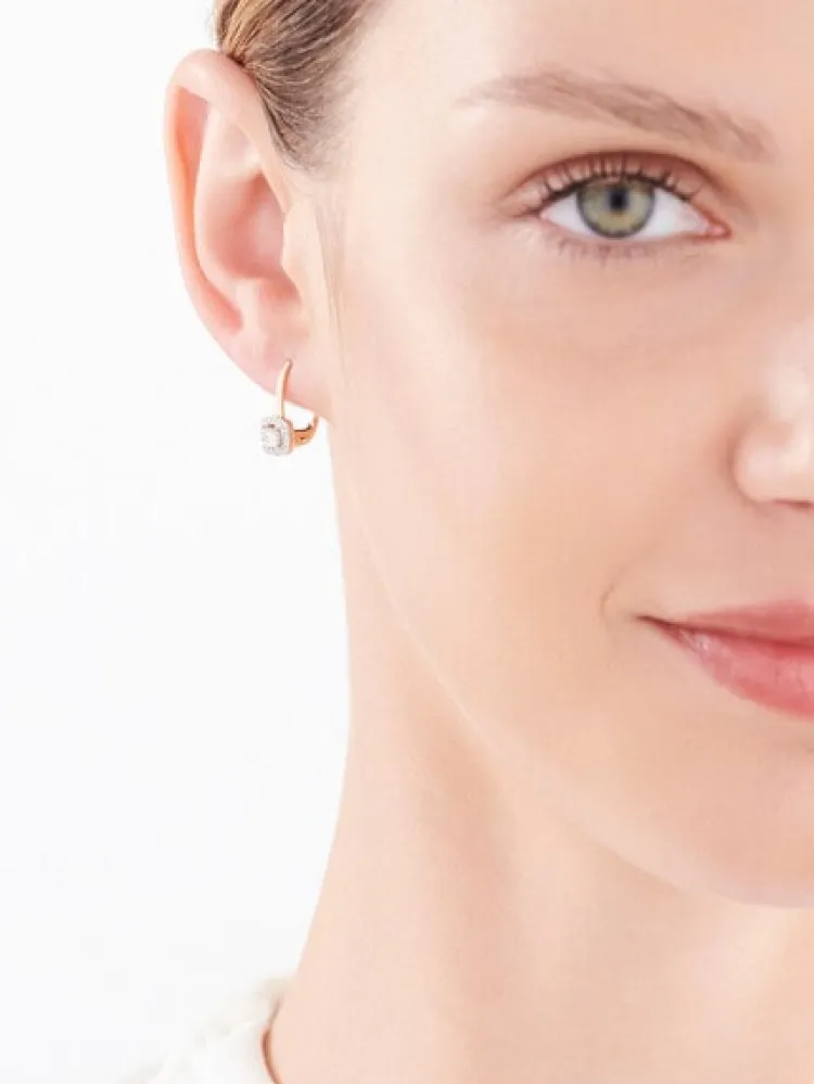 Outlet Apart Kolczyki z żółtego złota z diamentami - 0,16 ct - próba 585