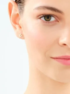 Apart Kolczyki z żółtego złota z diamentami - liście - 0,01 ct - próba 375