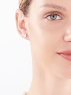 Apart Kolczyki z żółtego złota z diamentami - serca - 0,02 ct - próba 375< Kolczyki Z Diamentami