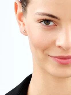 Outlet Apart Kolczyki z żółtego złota z diamentami - 0,03 ct - próba 375