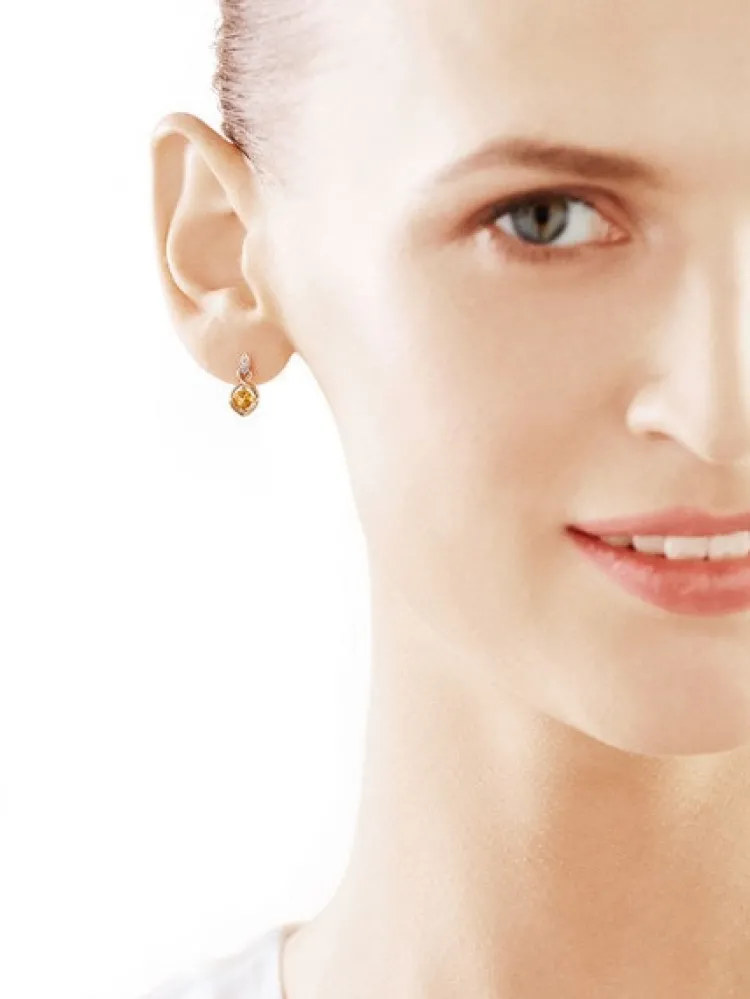 Outlet Apart Kolczyki z żółtego złota z diamentami i cytrynami - próba 375