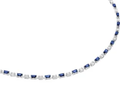 Outlet Apart Naszyjnik z białego złota z diamentami i szafirami - 45 cm - próba 750