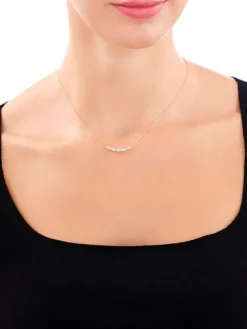 Apart Naszyjnik z żółtego złota z diamentami - 0,07 ct - próba 375< Naszyjniki