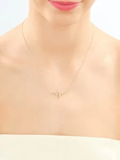 Discount Apart Naszyjnik z żółtego złota z diamentami - EKG serca - 0,02 ct - próba 375