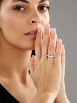 Sale Apart Pierścionek z białego złota z brylantami - Eternity - 1,50 ct - próba 750