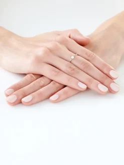 Apart Pierścionek z białego złota z brylantem - 0,14 ct - próba 585< Pierścionki