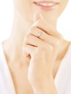 Apart Pierścionek z białego złota z brylantami - 0,03 ct - próba 585< Pierścionki