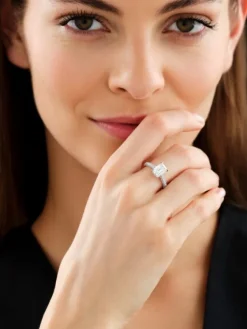 Apart Pierścionek z białego złota z diamentami - VVS2/H - 2,62 ct - próba 750< Pierścionki