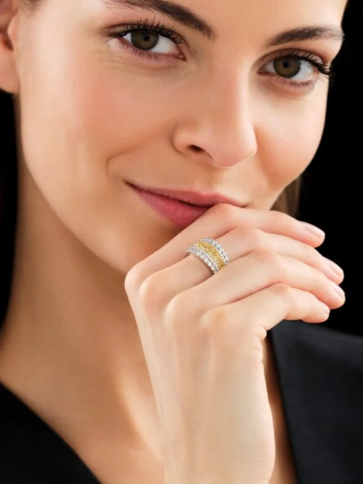 Sale Apart Pierścionek z białego złota z diamentami Fancy Yellow - 3,24 ct - próba 750