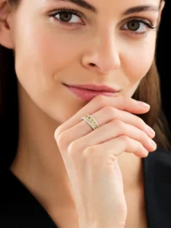 Apart Pierścionek z białego złota z diamentami Fancy Yellow - 2,69 ct - próba 750< Pierścionki