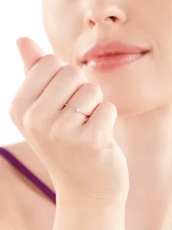 Discount Apart Pierścionek z różowego złota z brylantem - 0,01 ct - próba 585