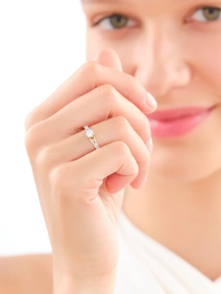 Apart Pierścionek z żółtego i białego złota z brylantami - 0,39 ct - próba 585< Pierścionki