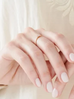 Discount Apart Pierścionek z żółtego i białego złota z brylantem - 0,02 ct - próba 375