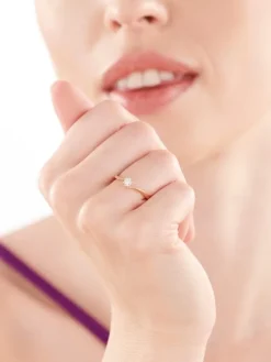 New Apart Pierścionek z żółtego i białego złota z brylantem - 0,05 ct - próba 585