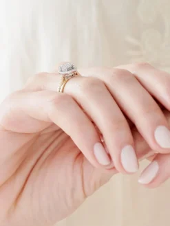 Clearance Apart Pierścionek z żółtego i białego złota z brylantami - 0,43 ct - próba 585