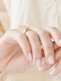 Hot Apart Pierścionek z żółtego i białego złota z brylantem - SI2/H - 0,37 ct - próba 585