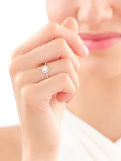 Hot Apart Pierścionek z żółtego i białego złota z brylantami - 0,44 ct - próba 585
