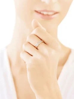 Apart Pierścionek z żółtego złota z diamentami - 0,06 ct - próba 585< Pierścionki