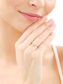 Apart Pierścionek z żółtego złota z brylantami - 0,34 ct - próba 585< Wszystkie