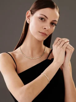 Apart Pierścionek z żółtego złota z diamentami - 0,05 ct - próba 375