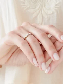 Apart Pierścionek z żółtego złota z brylantami - 0,08 ct - próba 585< Pierścionki