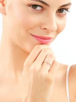 Apart Pierścionek z żółtego złota z diamentami - 0,10 ct - próba 585
