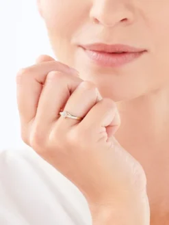 Apart Pierścionek z żółtego złota z diamentami - 0,04 ct - próba 585< Pierścionki