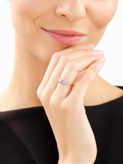 Hot Apart Pierścionek z żółtego złota z diamentami i tanzanitami - próba 585