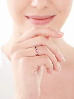 Apart Pierścionek z żółtego złota z diamentami i rubinami syntetycznymi - próba 375< Pierścionki