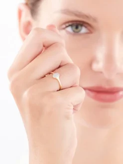 Apart Pierścionek z żółtego złota z diamentami - 0,07 ct - próba 375< Pierścionki