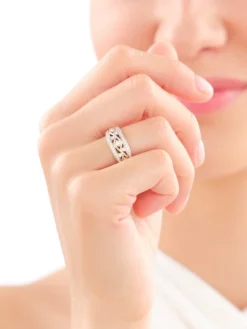 Apart Pierścionek z żółtego złota z brylantami - 0,34 ct - próba 585< Wszystkie