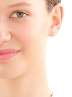 Best Apart Pojedynczy kolczyk z żółtego złota z diamentem - litera K - 0,004 ct - próba 375