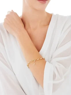 Discount Apart Zawieszka charms z żółtego złota z diamentem - litera A - 0,004 ct - próba 375