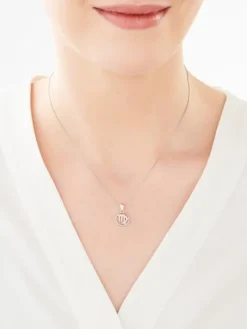 Apart Zawieszka srebrna z cyrkoniami - Panna< Zawieszki