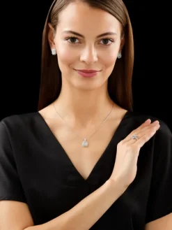 Apart Zawieszka z białego złota z brylantami - 0,63 ct - próba 750< Zawieszki